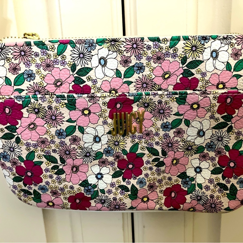 JUICY‎ COUTURE Floral Small Crossbody Bag Gold Zipper White Purse Preppy